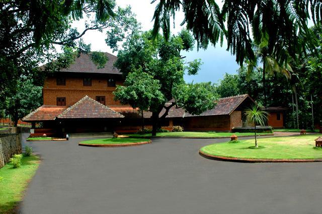 Chengara Heritage Hotel Malappuram Buitenkant foto